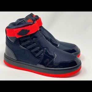 Jordan 1 Retro Nova BRED AV4052-006 Women’s SZ 9.5